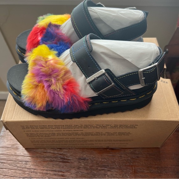RARE Dr. Martens VOSS II FLUFFY FAUX FUR STRAP SANDALS, UK4/US 6, NIB - Picture 7 of 11